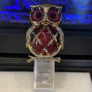 Bath & Body Works Purple and Gold Owl Wallflower